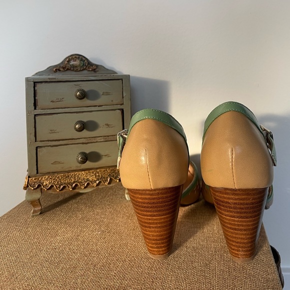 COPY - Chelsea Crew ‘vintage’ shoes - Picture 3 of 5